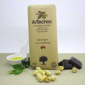 Tableta de chocolate con leche artesano con aceite de oliva virgen extra (AOVE) y avellanas 105 g - Artechoc