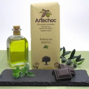 Tableta de chocolate negro artesano con aceite de oliva virgen extra relleno de crema de menta con AOVE 105 g - Artechoc